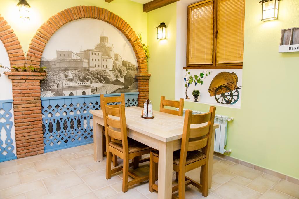Metekhi'S Galavani Hotel Tbilisi Eksteriør bilde