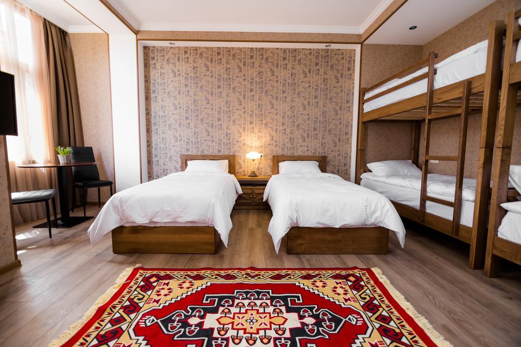 Metekhi'S Galavani Hotel Tbilisi Eksteriør bilde