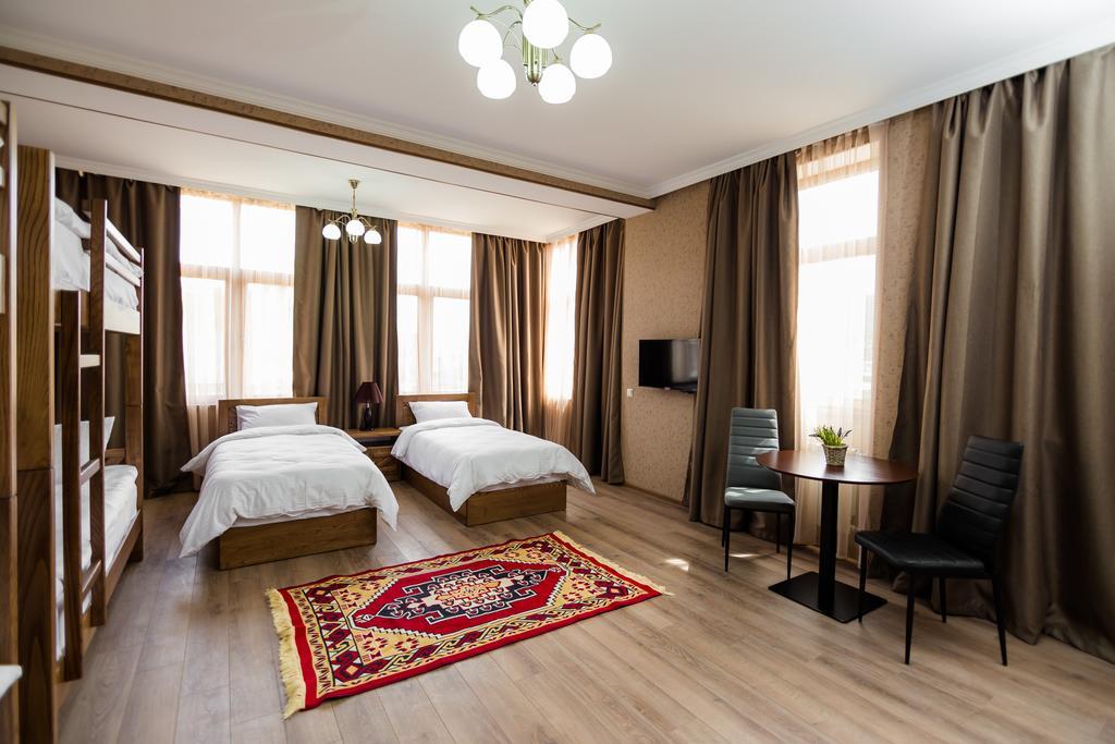 Metekhi'S Galavani Hotel Tbilisi Eksteriør bilde