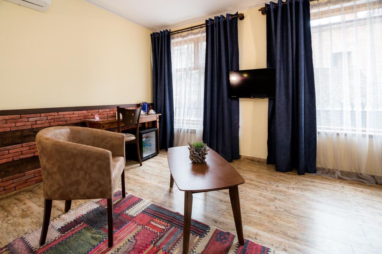 Metekhi'S Galavani Hotel Tbilisi Eksteriør bilde